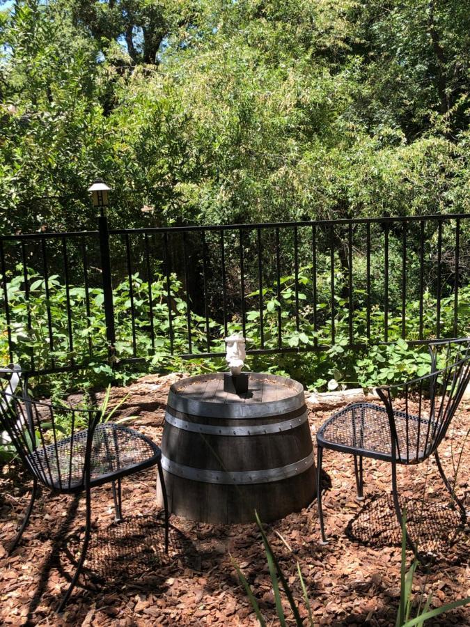 Glen Ellen Inn Secret Cottages エクステリア 写真